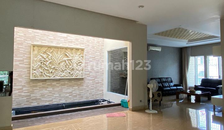 Dijual Rumah Mewah di Florence PIK1 LT.355m2 Posisi Hoek Furnish 2