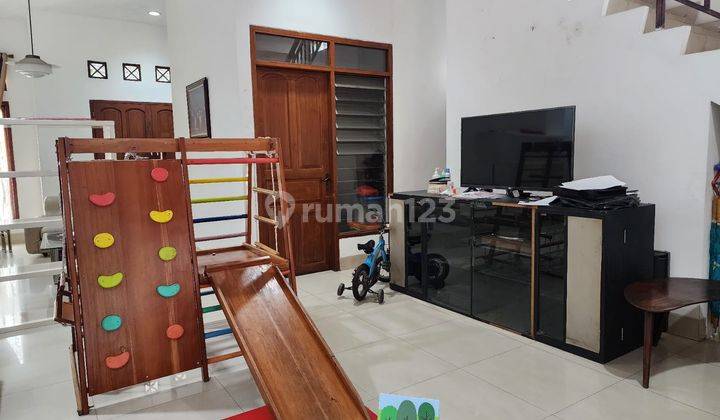 Dijual Rumah Siap Huni Di Pasar Baru Jakarta Pusat 3 Lantai Harga Nego 2