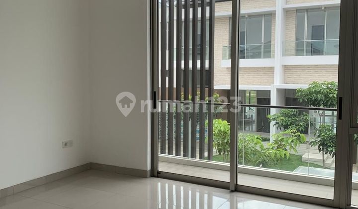 Disewakan Rumah PIK2 Tahap 1 Ukuran 10x15m2 Ready Awal Januari 2