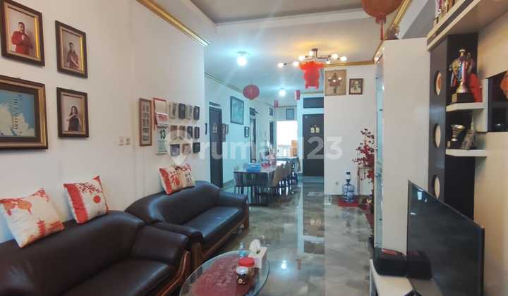 For Sale House in Walet Permai Pik1 Land Size 10x30m² Price: 9.8M Negotiable