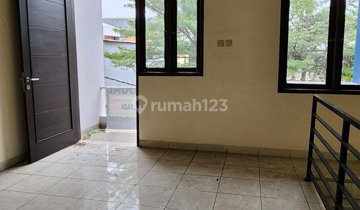 Dijual Bu Rumah 2 Lantai Di Jakarta Barat Lt.85m2 SHM 1