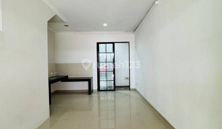 DISEWAKAN RUMAH 2LT DI CLUSTER EAST ASIA UK.4X12 MIN SEWA 2 THN 1