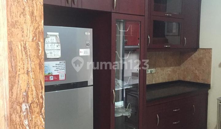 For Rent House in PIK1 Cendana Golf Size 12x25, 4+1 Bedrooms Available. 2