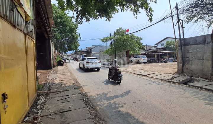 For Sale/For Rent Kapuk Poglar Warehouse Area 150M2 Price Negotiable