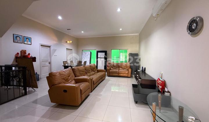 For Sale 3½-Story House in Florence PIK1 Size 10x20 Fully Furnished 2