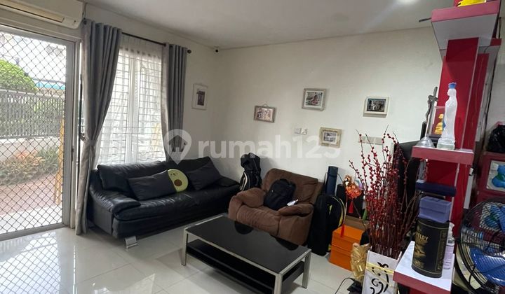 Dijual Rumah 2 Lantai di Layar Permai Uk.6x15 SHM Ada 2+1 Kamar