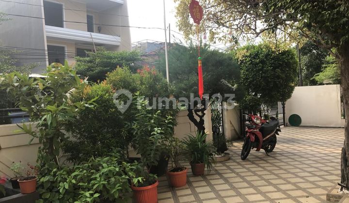 Dijual Rumah di Pluit Utara LT.340m2 Posisi Hook Hadap UtaraBarat