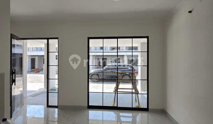 Dijual Rumah di Bukit Nirmala Pik 2, Lt.9x10m2, Posisi Hoek