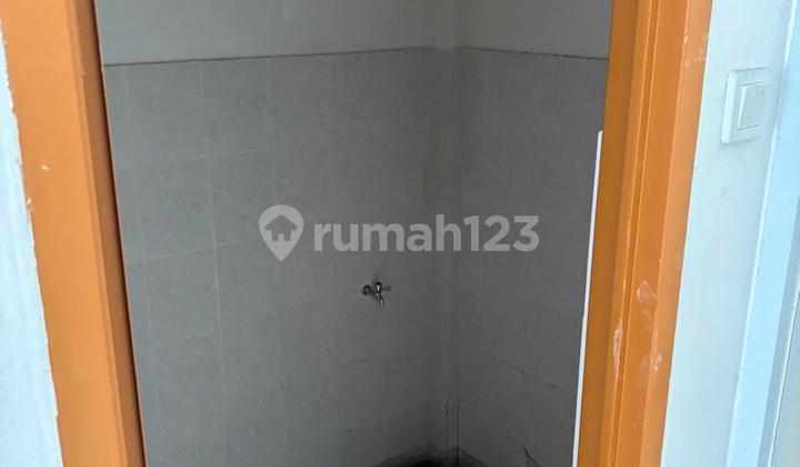 For Sale: Ruko 88 in Cibodas, Size 4.5x16m², Bare Unit, Ready, 2 Floors. 2