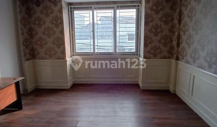 For Sale 3-Story Kosambi Shop House with Land Area 5x21m², Price Negotiable 2