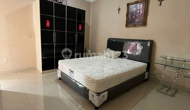 For Sale or Rent Mediterranean House Boulevard UK 7X20 PIK