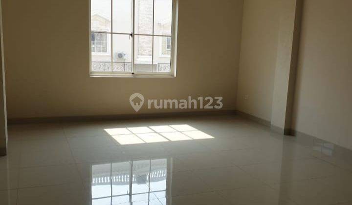 Disewakan Ruko 3,5LT CBD Green Lake City Uk.4,5x15m Hadap Dalam 2