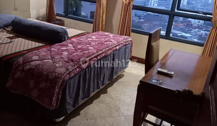 Disewakan Apartemen Grand Tropik Luas 144m² Full Furnished 1