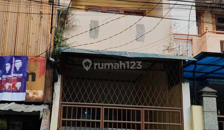 Dijual Rumah 3 Lantai Di Tanah Sereal Jakbar SHM 1