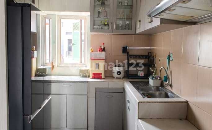 For Sale House in Muara Karang Block 1 Size 6x17 Semi Furnished 2