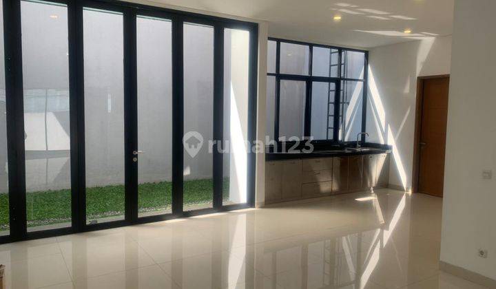 Rumah Sewa / Jual Kondisi Baru Siap Huni Lokasi Prime Cipaganti Cihampelas Ciumbuleuit Hegarmanah Setiabudi 2