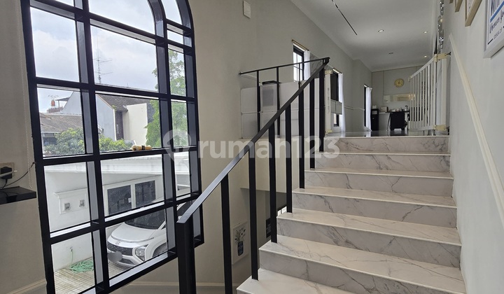 Rumah Baru Gaya American Modern Dijual di Gegerkalong Bandung Pasteur 2