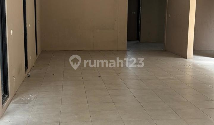 Rumah Bisa Untuk Kantor / Usaha Strategis Di Sayap Karapitan Rumah Bisa Untuk Kantor / Usaha Strategis Di Sayap Karapitan