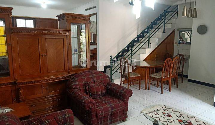 RUMAH FULL FURNISHED MURAH DI SETRADUTA 1