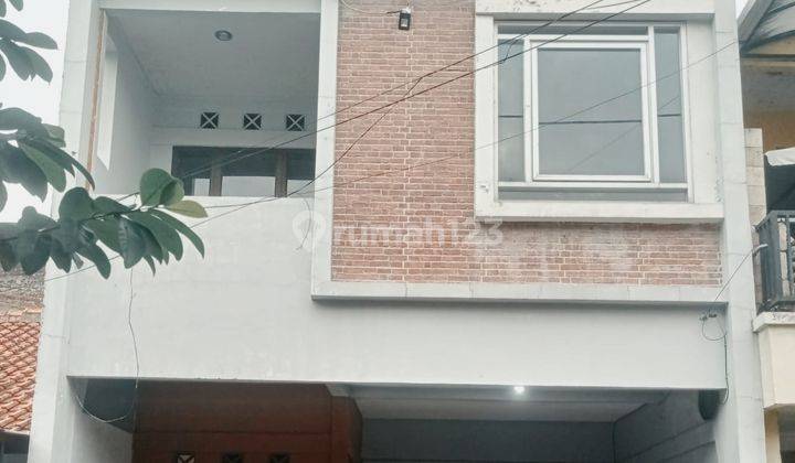 Rumah Dijual Cepat Lokasi Strategis Antapani Bandung 1