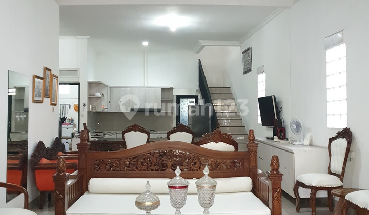 Rumah Modern Minimalis Siap Huni di Sayap B K R Rumah Modern Minimalis Siap Huni di Sayap B K R