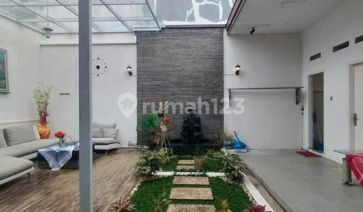 Just Bring Your Suitcase, Beautiful Ready-to-Live-In House for Sale Furnished in Kota Baru Parahyangan 2
