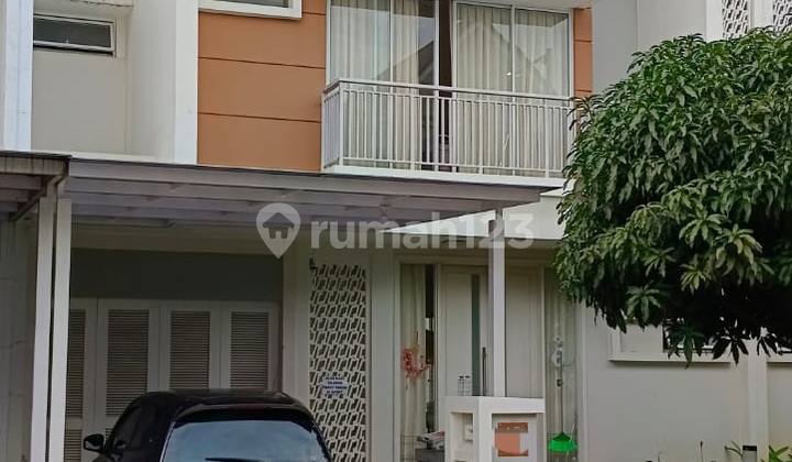 For Rent, Ready-to-Live-in House at Summarecon Bandung