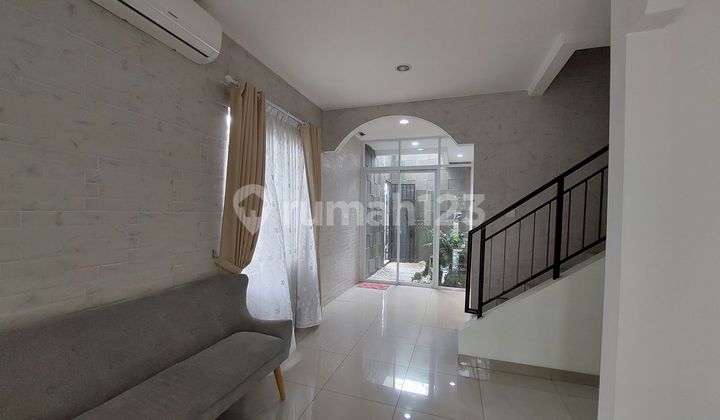 Rumah Fresh Full Furnished Sewa / Jual di Summarecon 2