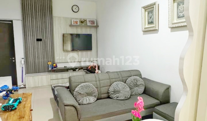 For Sale Quick New House Fully Renovated Minimalist Semi Furnished in Sayap Buah Batu For Sale Quick New House Fully Renovated Minimalist Semi Furnished in Sayap Buah Batu