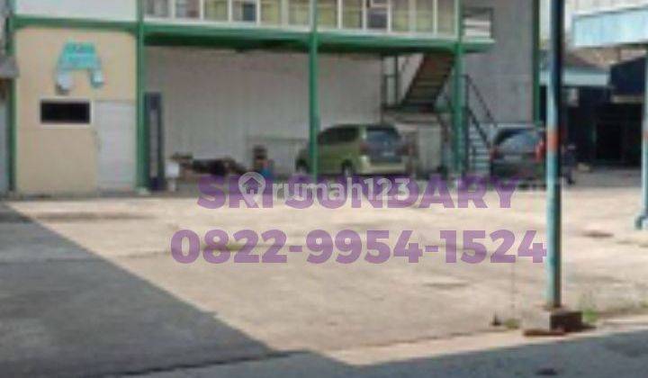 Ruang Usaha Ex Shouroom di Pabuaran Cibinong 2
