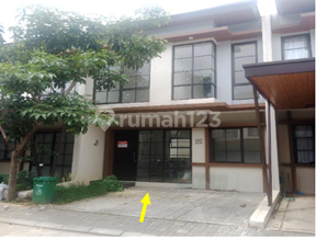 2-Story House Sukahati Auction Price 2