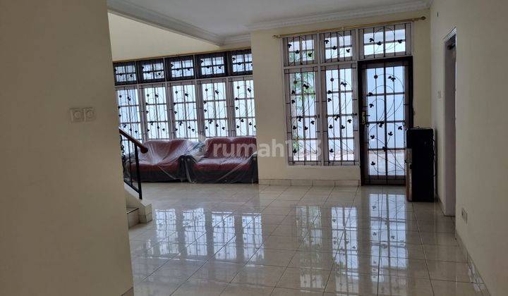 Rumah Rapih 2 Lantai Nyaman Minimalis Legenda Wisata Lt180 Lb 153 2