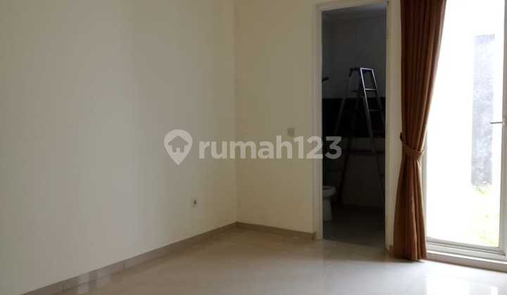 House in Graha Padma Semarang, Full Building 10x20 meters 2