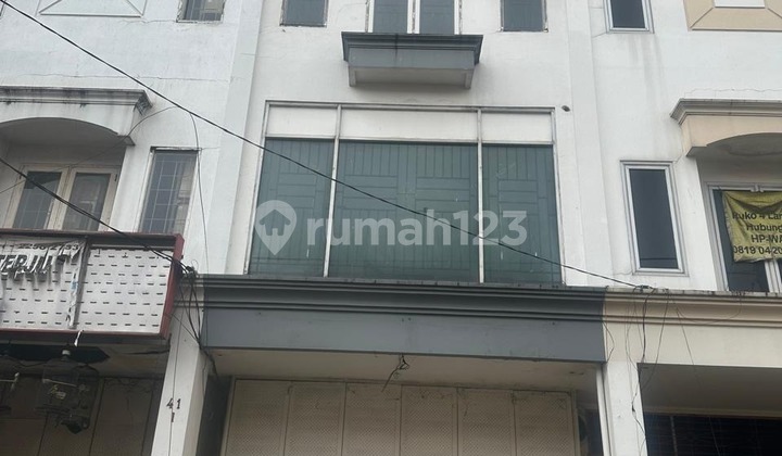 Dijual Ruko 3,5 Lantai Lokasi Duren Sawit Jakarta Timur Ex Bank