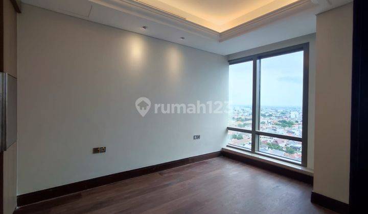 Unit Apartemen Tentrem 3 BR Posisi Hook, City View  2