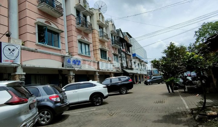 Ruko Banyumanik Srondol Lokasi Niaga Sangat Strategis 1