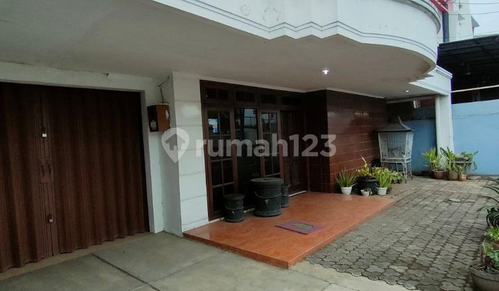 Rumah Semarang Timur Karangtempel 2lt Huni Terawat Bagus  2