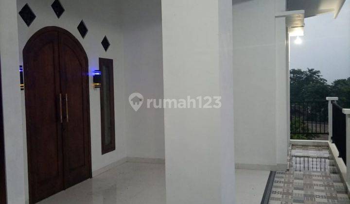 Rumah Megah Row Jalan Lebar Kebakkramat Kaliwuwuh, Karanganya 15