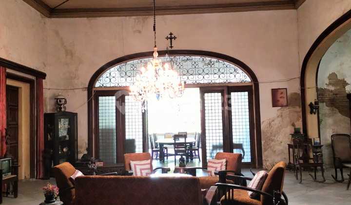 Dijual Rumah Dengan Artsitektur Belanda di Tengah Kota Semarang 1