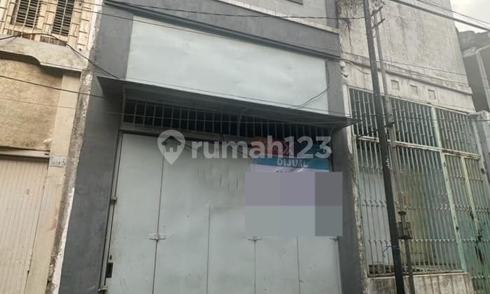 Ruko Semarang Tengah, Pecinan 2lt Bersih Terawat Siap Pakai Ruko Semarang Tengah, Pecinan 2lt Bersih Terawat Siap Pakai