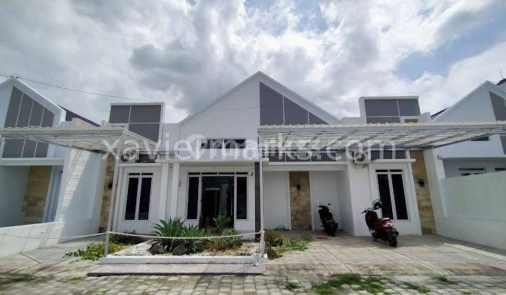 Dijual Rumah Siap Huni di Klaten, 2 Rumah Jadi Satu  1