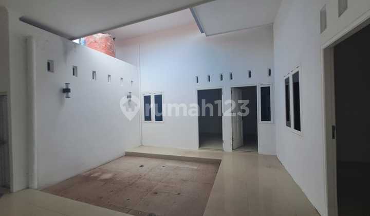 Rumah Tinggal + Toko Bisa Beli sewa Lokasi Banyumanik Semarang 1