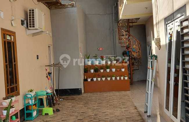 Rumah Kost 8 Kamar Lokasi Dekat Kampus Undip Tembalang Semarang 1