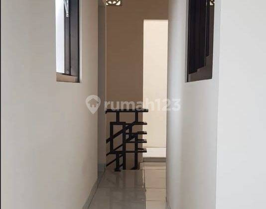 Rumah 2 Lantai Disewakan Semi Furnished Lokasi Bsb City Semarang 2