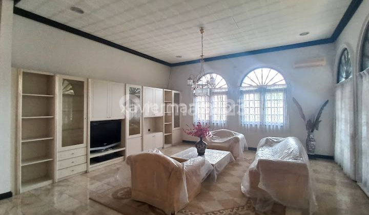 Dijual Rumah Mewah Furnished Gajah Mungkur Semarang 1