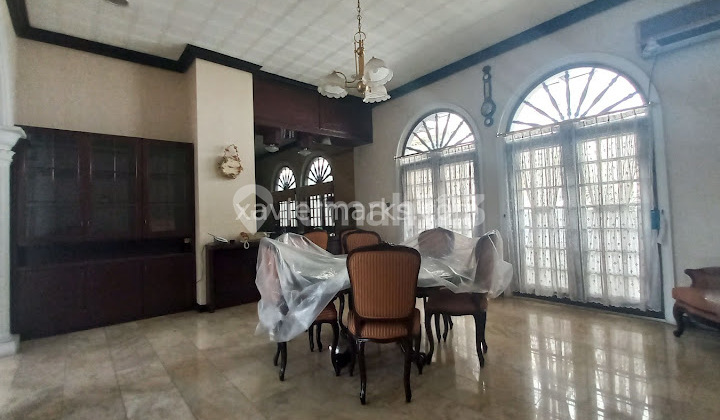 Dijual Rumah Mewah Furnished Gajah Mungkur Semarang 2