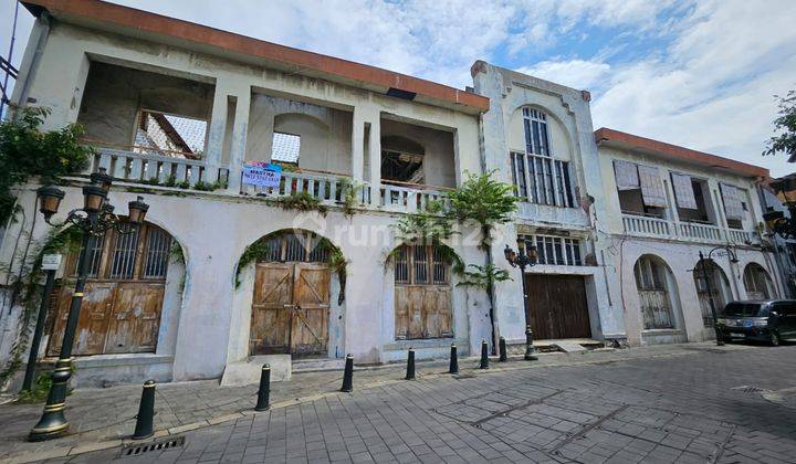 Dijual Bangunan Area Kota Lama Semarang Posisi Hook