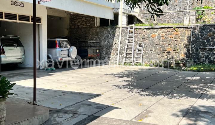 Dijual rumah 1,5 Lantai halaman luas bebas banjir di Gajahmungkur Semarang 1