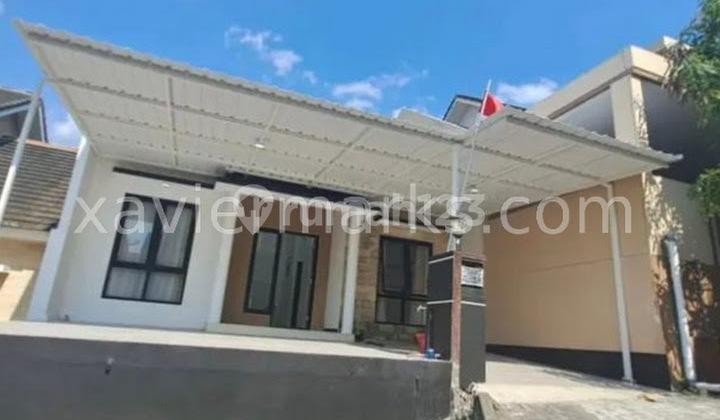 For sale: New fully furnished house with bonus, located in Tembalang, Semarang. 2