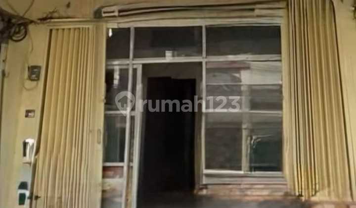 Rumah Usaha 2,5 Lantai di Pusat Perdagangan Kota Semarang 2